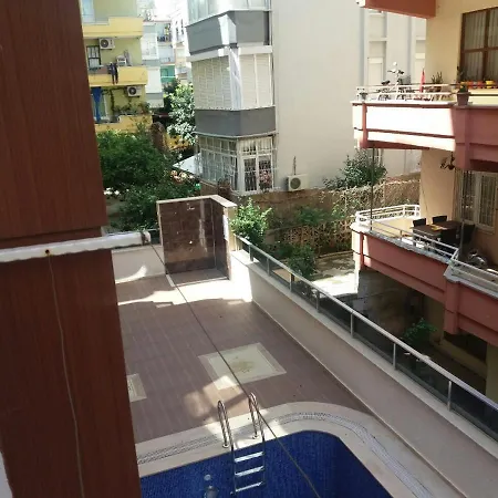 公寓 Квартира 1+1 В Центре Аланьи *